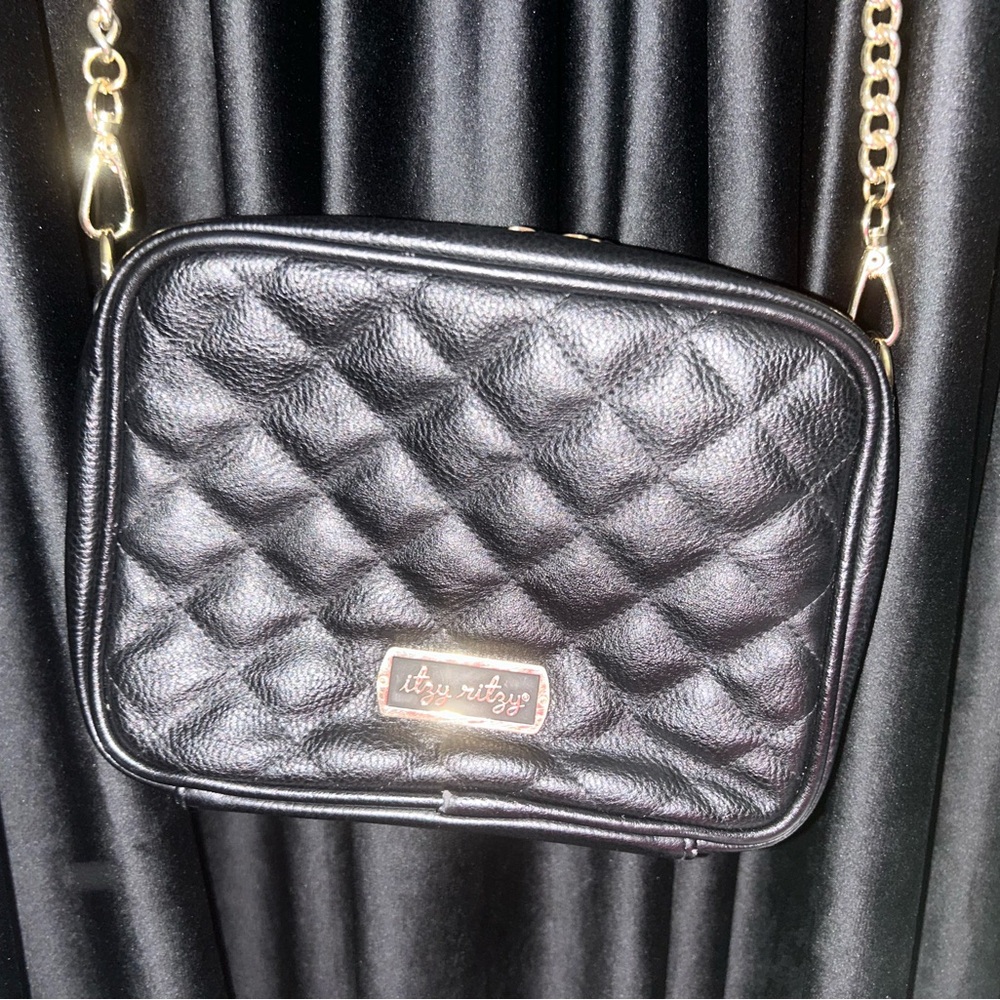 Itzy Ritzy Quilted Crossbody Diaper Bag